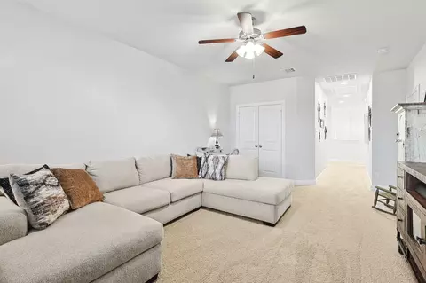 Entry Way - 1016 Lamp Post Ln, Argyle, TX 76226 photo 5 of 6