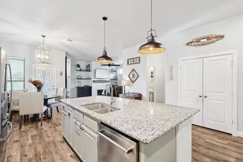 1016 Lamp Post Ln, Argyle, TX 76226