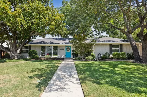 3243 Princess Ln, Dallas, TX 75229