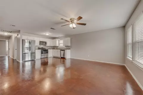 Living - 309 E 2nd St, Maypearl, TX 76064 photo 1 of 3