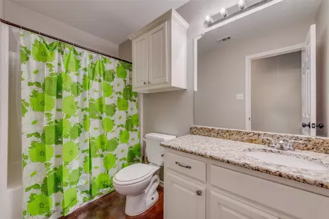 Bath - 309 E 2nd St, Maypearl, TX 76064 photo 1 of 1