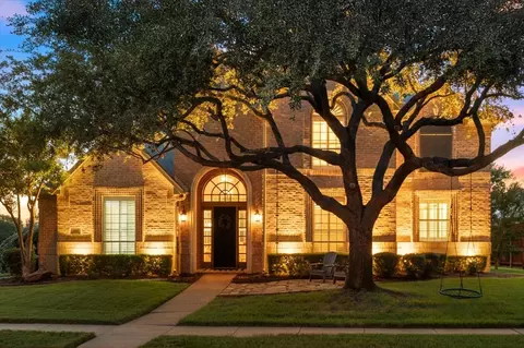 305 Martel Ct, Coppell, TX 75019