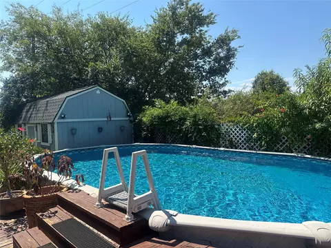Exterior - 10420 Langham Dr, Waco, TX 76708 photo 5 of 9