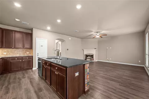 Living - 10420 Langham Dr, Waco, TX 76708 photo 1 of 5
