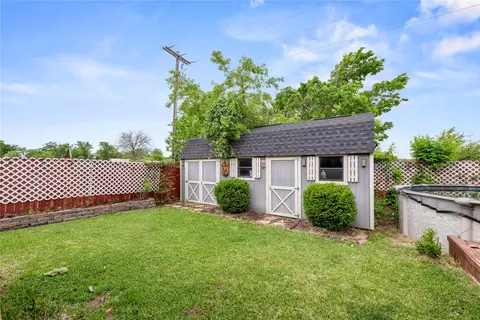Exterior - 10420 Langham Dr, Waco, TX 76708 photo 8 of 9