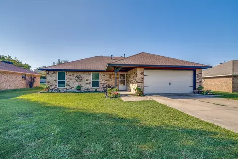 307 Memorial Dr, Wylie, TX 75098