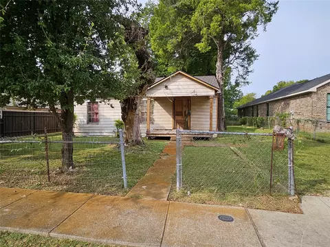 5143 Watson Dr, Dallas, TX 75241
