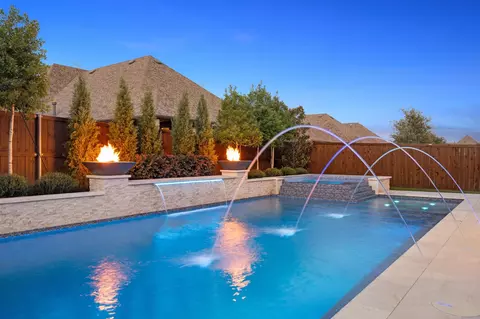4100 Scout Ln, Aubrey, TX 76227