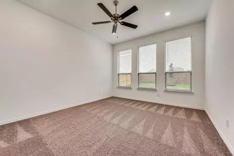 3916 Elements Way, Mesquite, TX 75181 photo 4