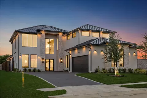 424 Regal Ln, Irving, TX 75039