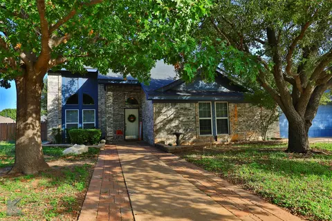 1709 Smith Dr, Abilene, TX 79601