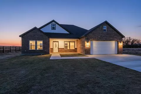 740 Section House Rd, Alma, TX 75119