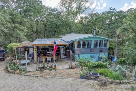 182 Tottenham Dr, Gordonville, TX 76245