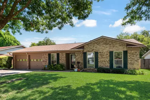 13208 Flagstone Ln, Dallas, TX 75240