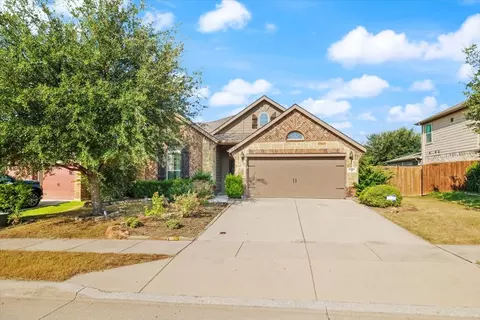 9921 Chrysalis Dr, Fort Worth, TX 76131