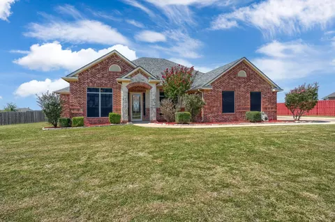222 Westward Dr, Royse City, TX 75189
