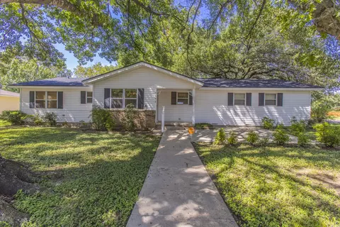 1401 Alston Dr, Waco, TX 76705