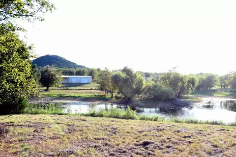 5891 S Highway 144, Glen Rose, TX 76043