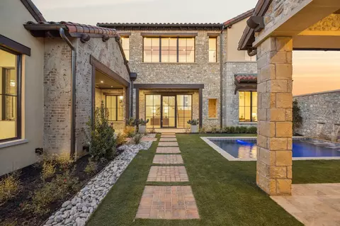 12 Cardona, Westlake, TX 76262