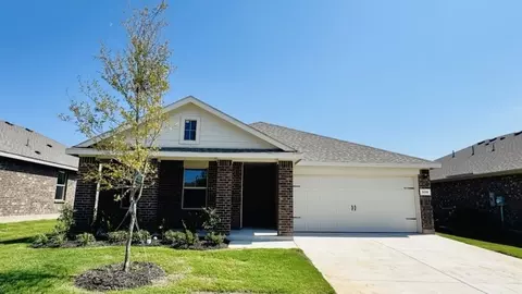 532 Marsh St, Cleburne, TX 76033