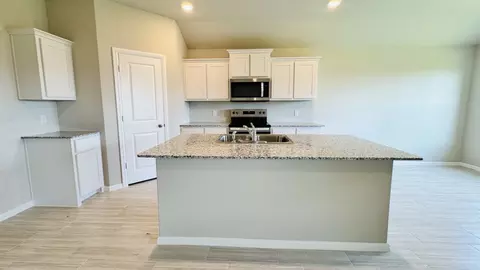 Kitchen - 532 Marsh St, Cleburne, TX 76033 photo 1 of 1