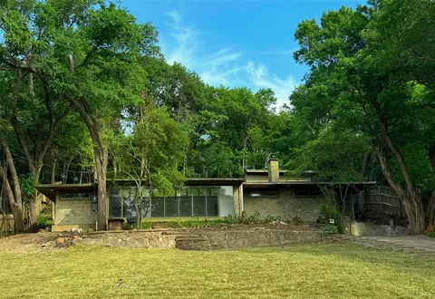 1934 Kessler Pkwy, Dallas, TX 75208