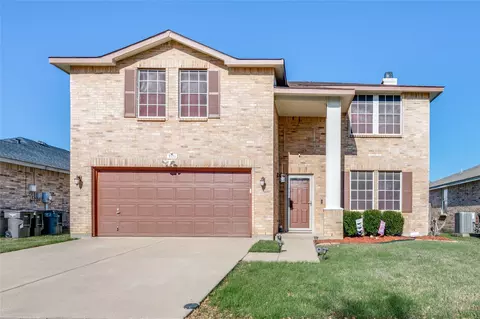 3916 Foxhound Ln, Fort Worth, TX 76123