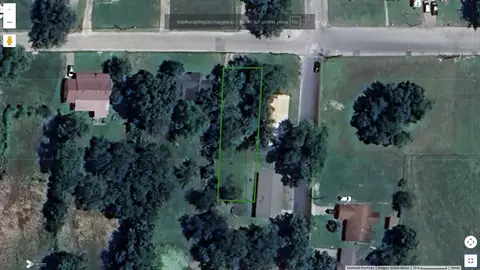 964 College St, Sulphur Springs, TX 75482