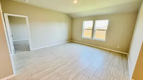 Living - 536 Marsh St, Cleburne, TX 76033 photo 3 of 3