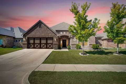 425 Sagebrush Dr, Aledo, TX 76008