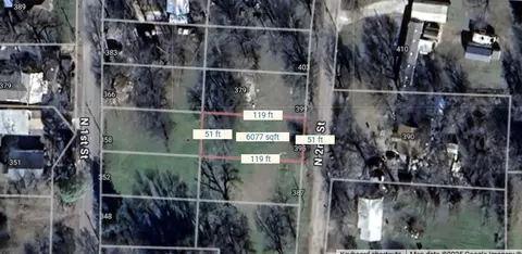 395 N 2nd St, Point, TX 75472