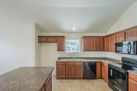 Kitchen - 977 Crowder Dr, Crowley, TX 76036 photo 1 of 2