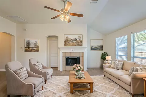 Living - 977 Crowder Dr, Crowley, TX 76036 photo 1 of 5