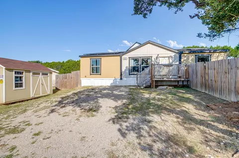 900 Tree Dr, Granbury, TX 76048