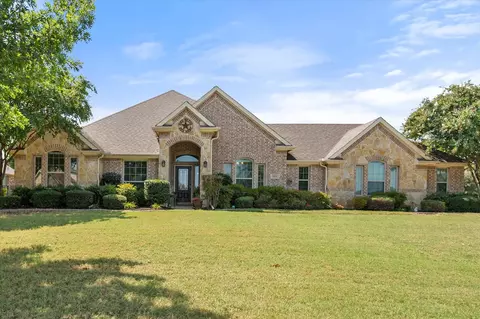 5032 Running Brook Dr, Joshua, TX 76058