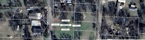 358 N 1st St, Point, TX 75472