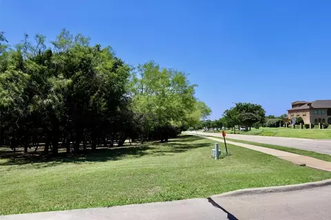 2501 Eagle Creek Dr, Cedar Hill, TX 75104