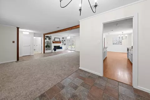 Entry Way - 205 W Ash Ln, Euless, TX 76039 photo 2 of 2