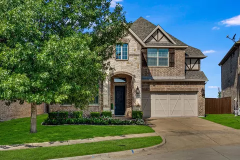 2425 Strathearn Way, Carrollton, TX 75006