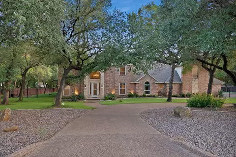 119 Allie Ct, Hudson Oaks, TX 76087