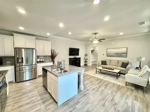 Kitchen - 816 10th St, Argyle, TX 76226 photo 2 of 6