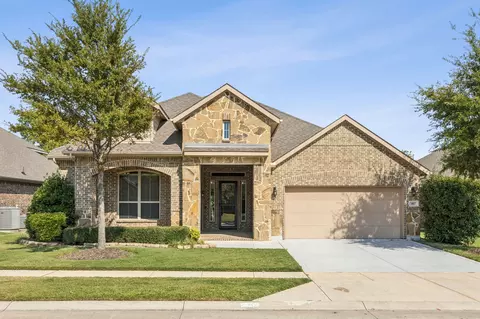 417 Traveller St, Hickory Creek, TX 75065