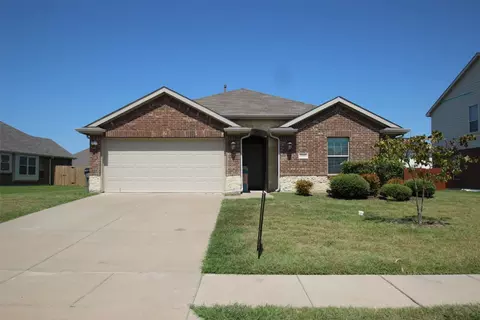 3102 Flowering Springs Dr, Forney, TX 75126