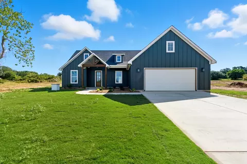 117 Graystone Dr, Millsap, TX 76088