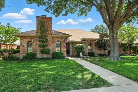 1617 Century Oaks Dr, Lewisville, TX 75077