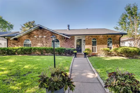 2809 Ripplewood Dr, Garland, TX 75044