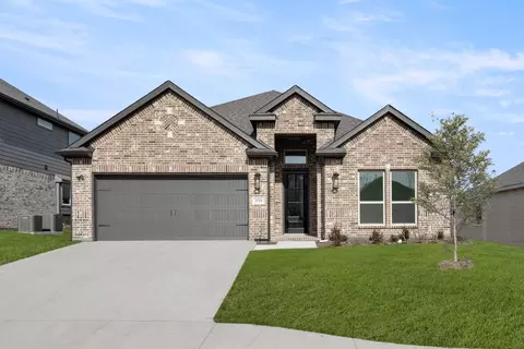 3719 Ironwood St, Midlothian, TX 76065