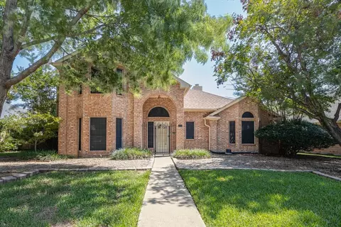 1111 Bayshore St, Allen, TX 75002