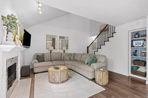 8439 Barnaby St, Dallas, TX 75243