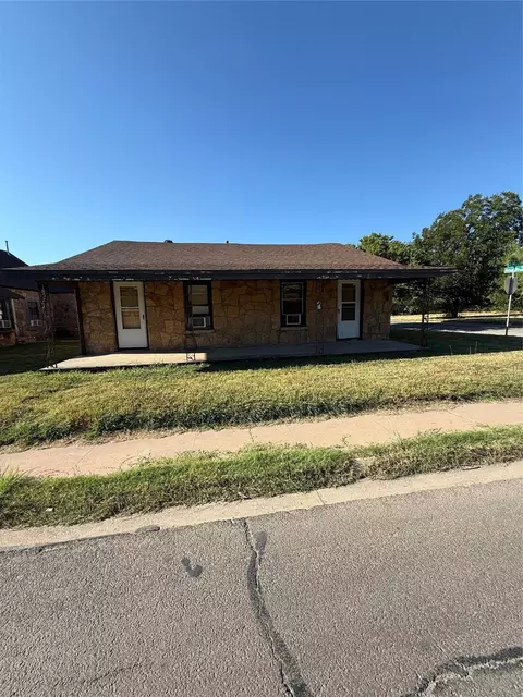 1857 S 14th St, Abilene, TX 79602